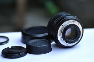 Objetivo de focal fija 50 mm barato y de gran calidad. -fotodinero